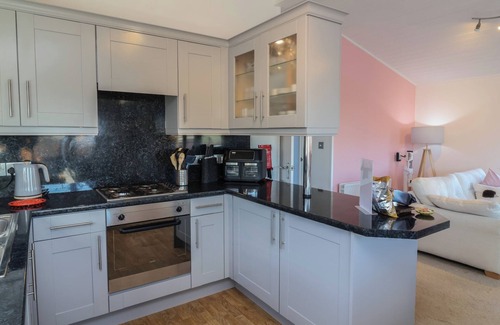 Mullacott Cottage | SERENITY SUNSET, pet friendly, with a garden in Ilfracombe