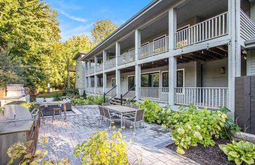 Saint Joseph House | Serenity Woods Family Retreat