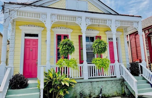 Bayou St. John House | SerenityNow · Charming Historic Home w/Free Parking near Quarter