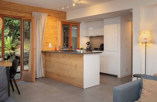 Verbier Apartment | Sernisa Rez by Interhome