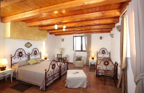Chiaramonte Gulfi Apartment | Serravalle Relais & Country Villa with private pool - Esclusive use
