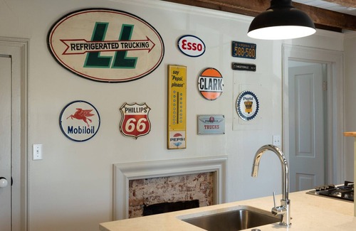 Belmont Apartment | Service Station Apartment | Great Extended Stay in Dtwn Belmont