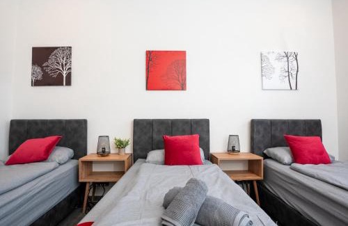 Hochlarmark Apartment | Serviceroom24 - Apartment 3 in Recklinghausen Hoch WLAN - Smart-TV - 24-7 Check-in und Küche