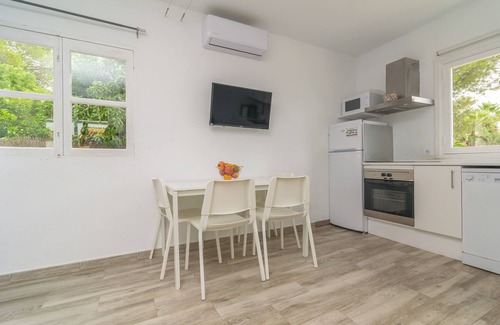 Urbanizacion S'Estanyol House | SESTANYOL - Beach house with jacuzzi and near the beach. Perfect for couples. Free WiFi