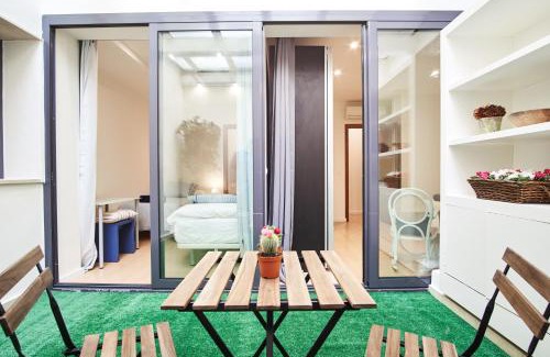 Los Remedios Apartment | Setefilla Deluxe Suite by Valcambre