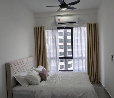 Shah Alam Apartment | Setia Alam - Sunsuria Forum - Chic Urban Retreat