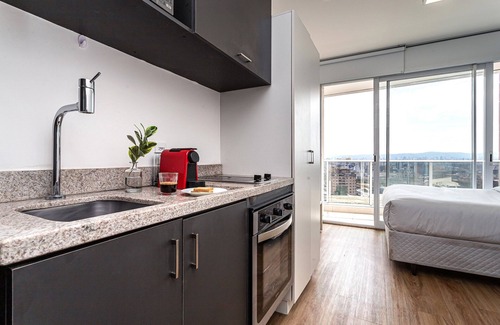 Se Apartment | Setin Downtown Praca da Sé by Viva - Prédio completo com piscina perto de estação de metrô no Centro de São Paulo