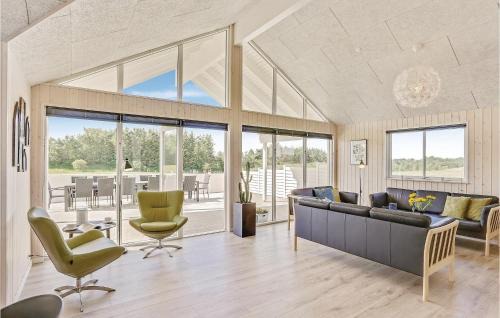 Spøttrup House | Seven-Bedroom Holiday Home In Spottrup