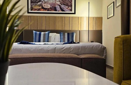 Enugu Hotel | SEVEN LUGARD APARTMENTS