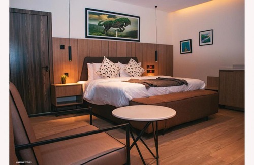 Enugu Hotel | SEVEN LUGARD APARTMENTS