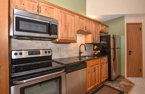 Seven Springs Condo | Seven Springs 1 Bedroom Premium Condo, Ski In/Ski Out by RedAwning