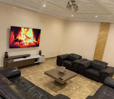 Brazzaville Apartment | Seven suite