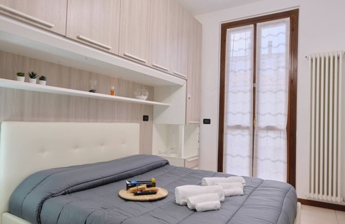 Seveso Apartment | [seveso-stazione] Design, Wifi & Garage Privato