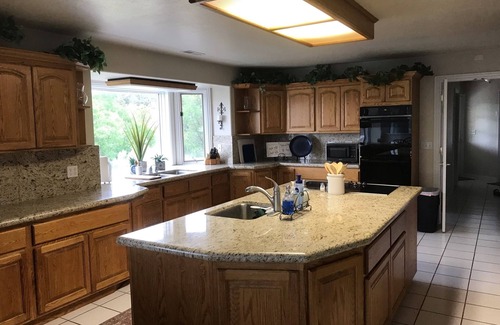 Sevier County House | Sevier County Mega Mountain Retreat Sleeps 34+