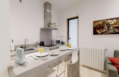 Coves Noves Apartment | Sevilla Luxury Rentals - Alcazar II