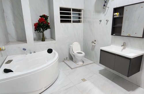 Adenta Hotel | Sevista Plus Hotel