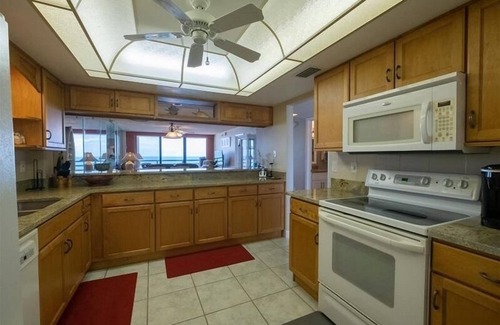 Ocean View Halifax Estates Condo | Seychelles 1402 - Daytona Beach Oceanfront Vacations, Inc