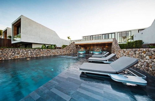 Khuekkhak Villa | (SHA+)Comfortable Grand Duplex Pool villa (G4)