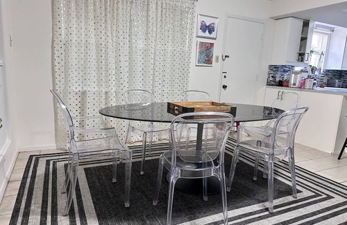 South Central Houston House | Shabby Chic Duplex Tx Medical Center, Rice Village