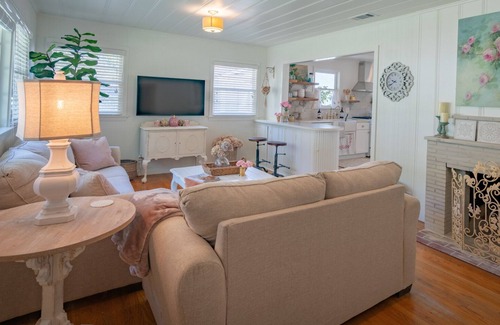 Sierra Madre House | Shabby Chic Rose Cottage Southern California