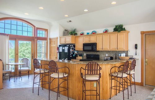Buck Island House | Shack At The Beach: Oceanside Duplex, Spa