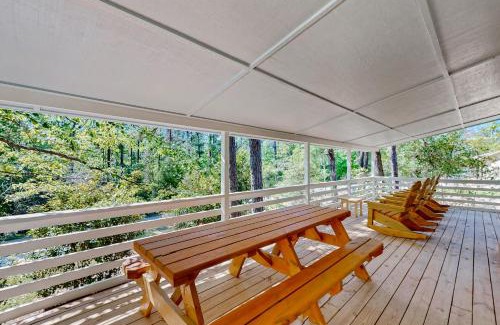 Brookeland House | Shady Pines