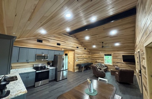 Golconda Cabin | Shady Wayside - Cabin in the woods