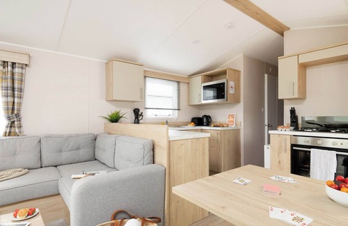 Tiddington House | Shakespeare Caravan