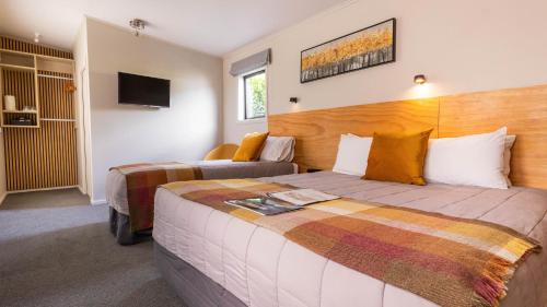 Te Anau Bed & Breakfast | Shakespeare House