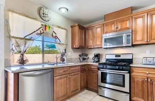 Riverside House | Shalimars Serenity, Spacious Pool, Jacuzzi,Games, Massage Chair, Patio Furniture