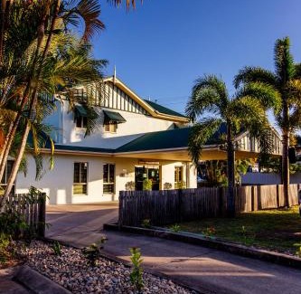 West Mackay Hotel | Shamrock Gardens Motel