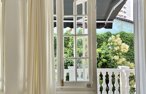 Downtown Shanghai Apartment | Shanghai Hills& Art Suite 16
