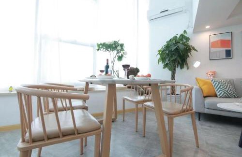 Beilin Apartment | Shanghai Hills & Lotus Home Base near NECC & Hongqiao railway station suitable for Family&Business