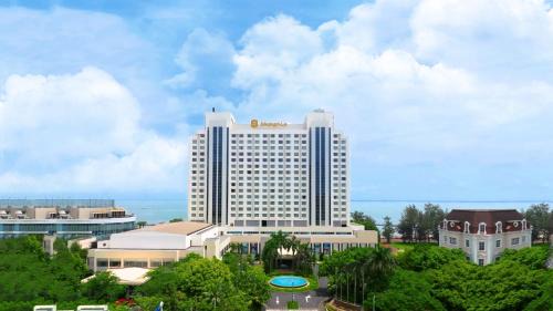 Haicheng District Hotel | Shangri-La Beihai
