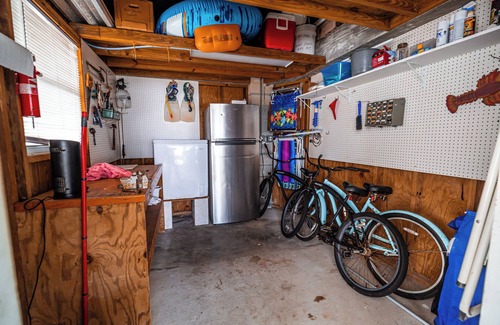 Cudjoe Key House | Shangri-la in the Keys! Enjoy the water views and a 45' dock space!