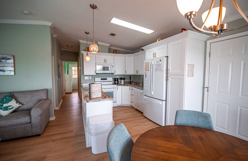 Cudjoe Key House | Shangri-la in the Keys! Enjoy the water views and a 45' dock space!