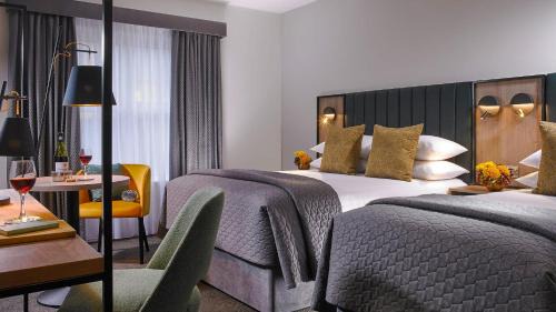 Shannon Hotel | Shannon Springs Hotel