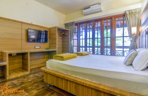Guhagar Hotel | Shantai by the lake