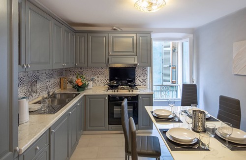 Intra Apartment | Sharazad Intra