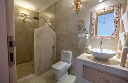 Stone Town Hotel | Sharazad Wonders Boutique