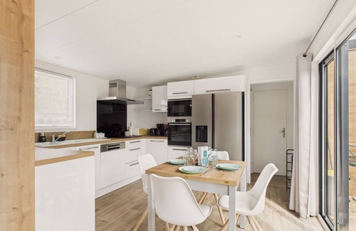 Saint-Gilles-Croix-de-Vie Ski Chalet | Shared heated swimming pool, 2 adults 2 children