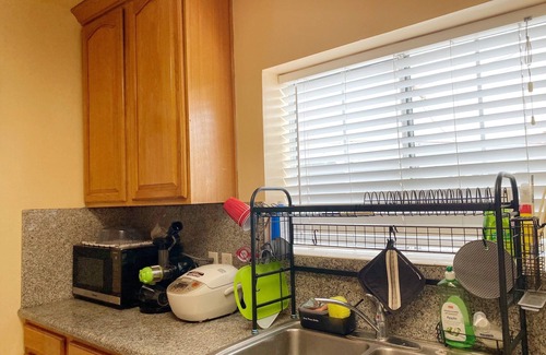 East San Gabriel Bed & Breakfast | Share house - Sunshine king bed near Arcadia