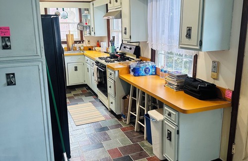 College Park House | Shared house with cozy 1-bedroom for guests in charming College Park.