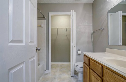 La Porte House | Sharing house/peace and quiet