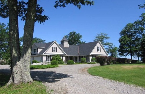 Sharon House | Sharon Country Estate On 300 Acres With 100 Mile Views