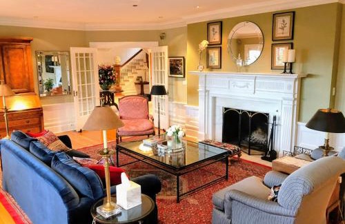 Shaughnessy House | Shaughnessy Heritage Manor on Vancouver's Westside free housekeeping optional
