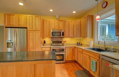 Pisgah Forest House | Shea Farm River Valley near Brevard, one level easy access, Garage, Dogs OK, free Biltmore Pass