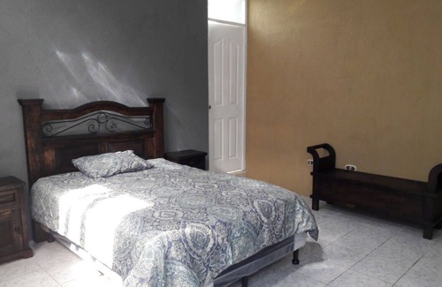 San Pedro Sacatepequez Apartment | SHECANUMBRE Apartment