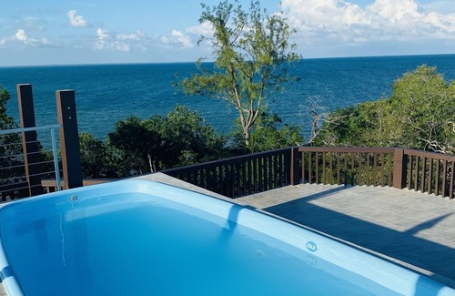 Sittee River Village House | Shedrock Shangrila, Beachfront Seashore Suite