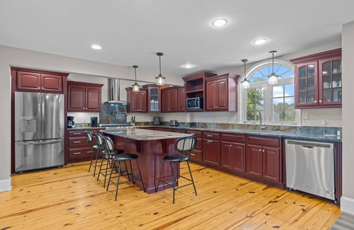 Sealevel House | Shell Hill house Waterfront, kayaks, grill, pier